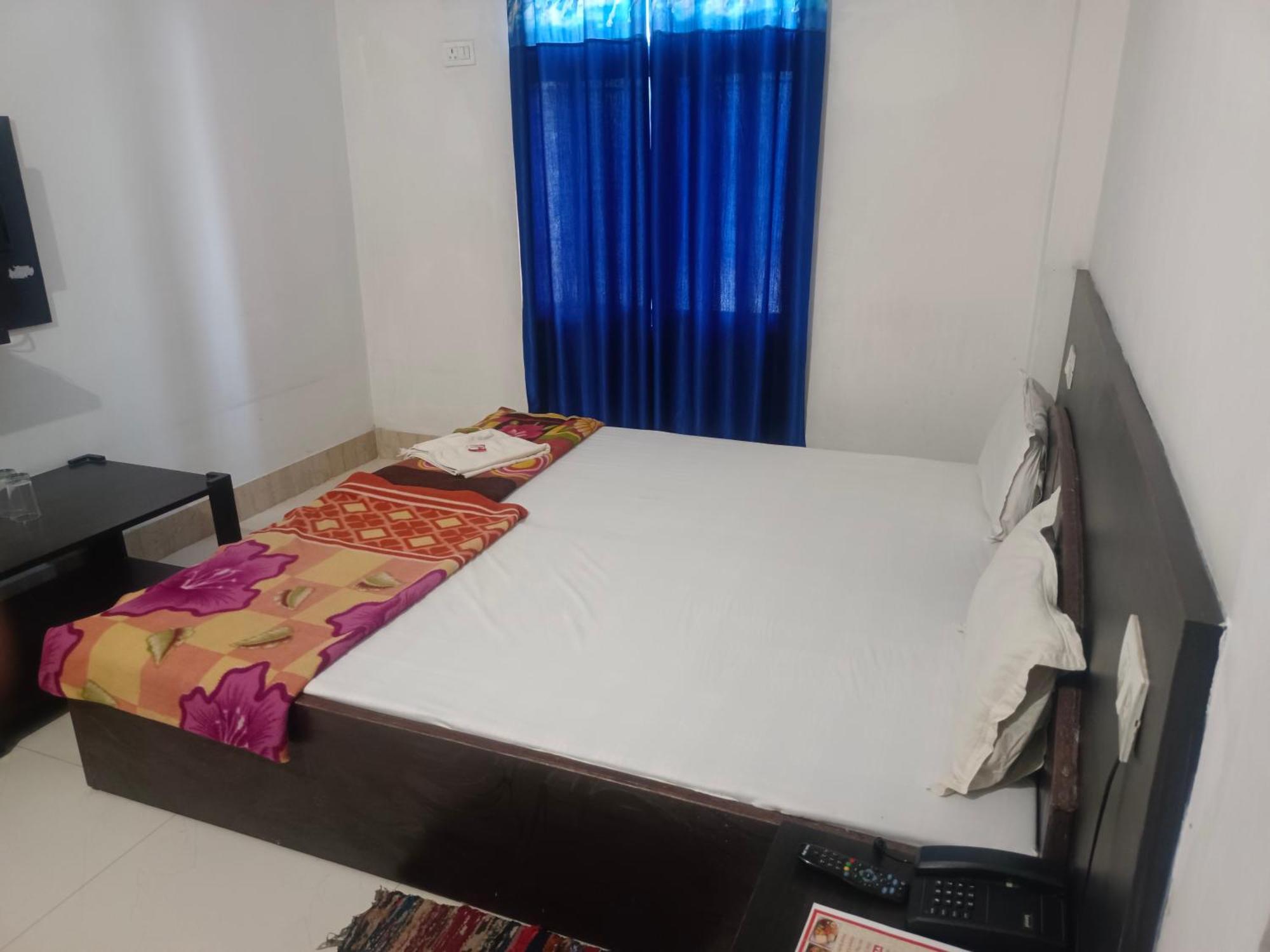 Hotel Sunaina International Gaya Camera foto