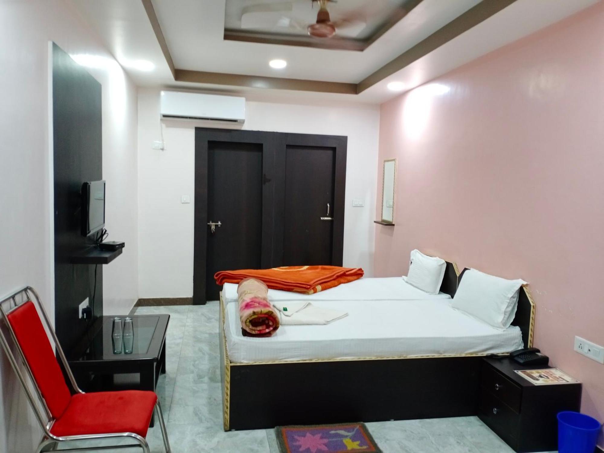Hotel Sunaina International Gaya Camera foto